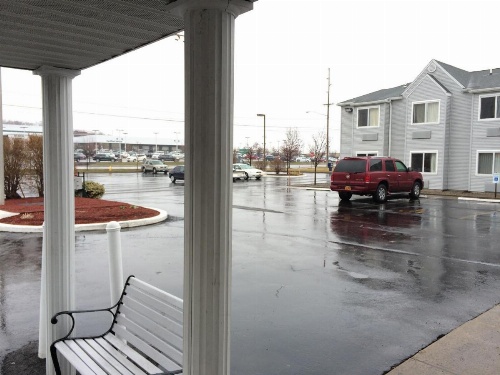 Microtel Inn By Wyndham Henrietta/Rochester image 6